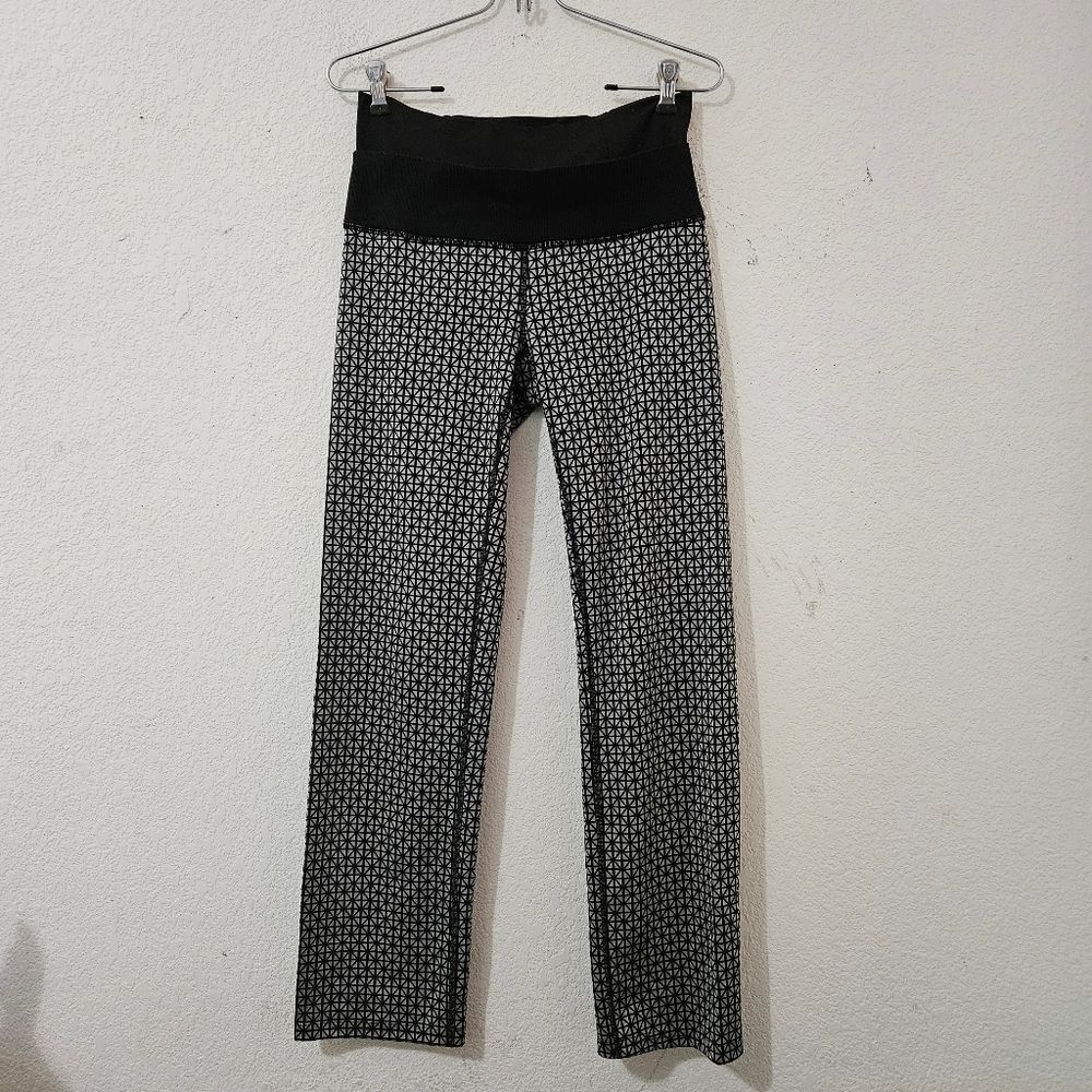 Lululemon Straight Up Pant in the "Tri Geo Silver Spoon Black
